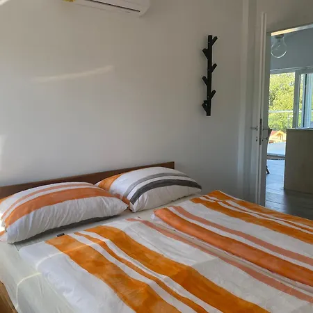 Mit Pool Apartment Bilice